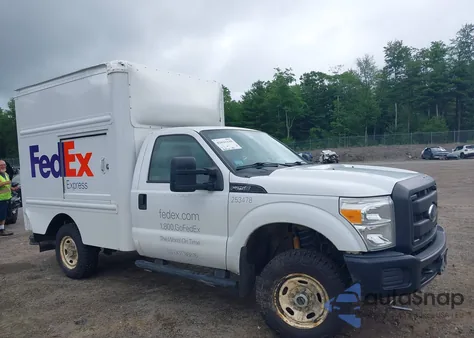 2013 Ford F-250 Xl z USA, uszkodzony, nr VIN 1FDBF2B6XDEB59830